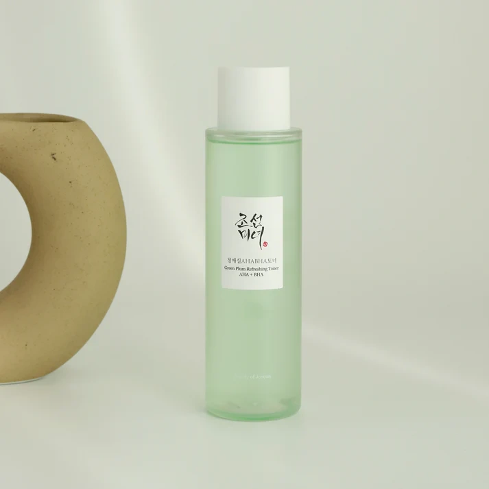 Green-plum-refreshing-toner-AHA_BHA